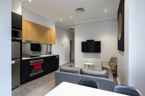 Civic Apartments - Accommodation Gold Coast 0