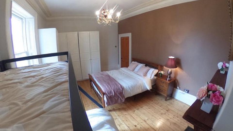 Georgia - Accommodation Gold Coast 1