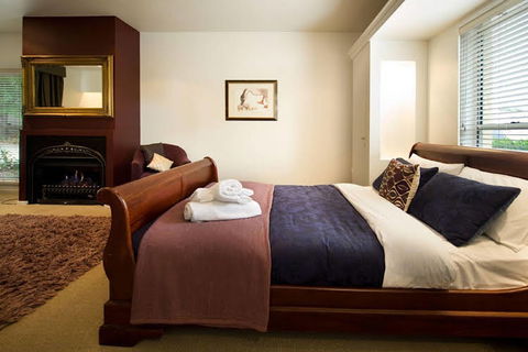Zen Suite - Accommodation Gold Coast 0