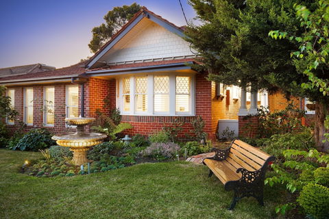 Rosanna Mansion - 1 Gold Coast 0