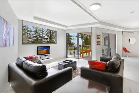 Coast Luxury Apartments 3 - Gold Coast 4U 3