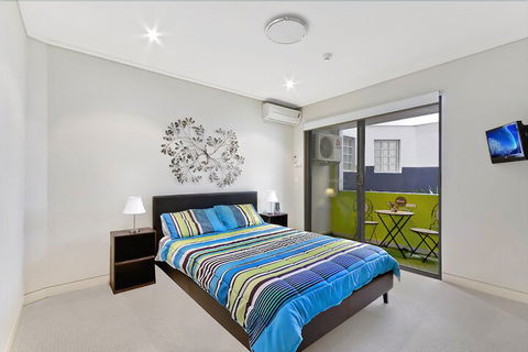 Coast Luxury Apartments 3 - Gold Coast 4U 4