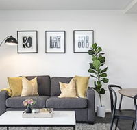 CANBERRA CHIC-Hosted by L'Abode - Accommodation Gold Coast