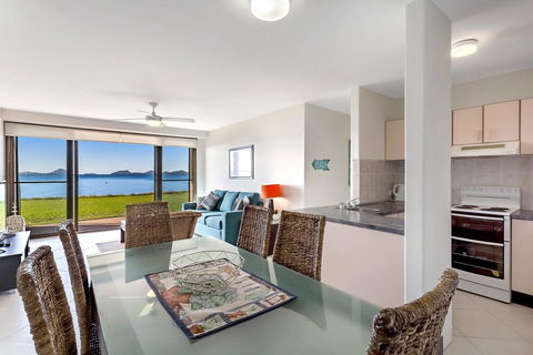 Harbourside, Unit 2/07 Soldiers Point Road - Accommodation Gold Coast 3