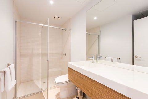 RIVER, 1BDR Melbourne Apartment - Gold Coast 4U 4