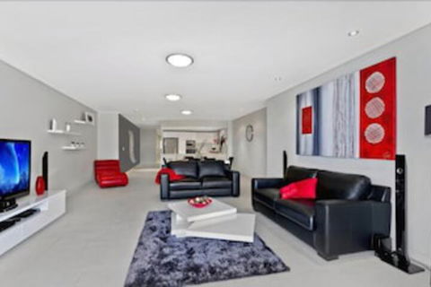 Coast Luxury Apartment 21 - Gold Coast 4U 2