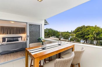 City Stadium Apartment On The Riverfront - Accommodation Gold Coast 5