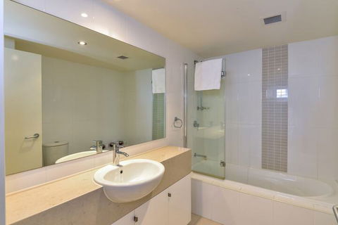 Coast Luxury Apartment 32 - Gold Coast 4U 4