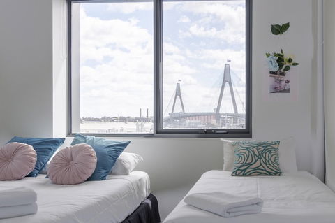 C16 Darling Harbour 2 BDR APT - Accommodation Gold Coast 1