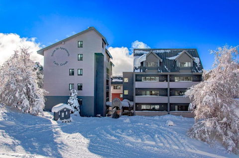Snow Ski Apartments 32 - Gold Coast 4U 3