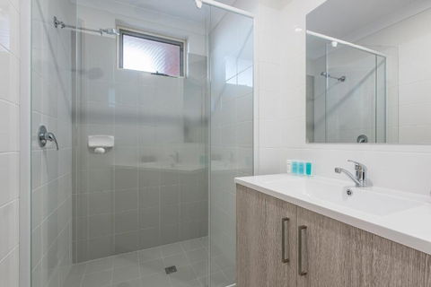 Jurien Bay Motel Apartments - Accommodation Gold Coast 3
