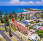 Flinders Lodge fantastic views opposite Main Beach - Accommodation Gold Coast