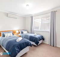 Beach Resort Chalet - Gold Coast 4U