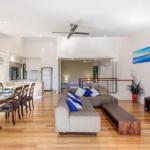 Unit 1 Rainbow Surf Modern Two Storey Townhouse With Large Shared Pool Close To Beach & Shop - 1 Gold Coast 0