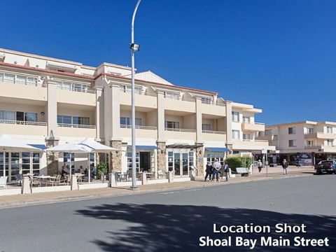 9 Shoal Bay Beach Apartments 2 Shoal Bay Road Air Conditioning & Complex Swimming Pool - Accommodation Gold Coast 3