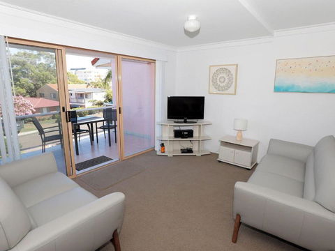 4 Frangipani 30 Leonard Avenue Spacious Townhouse - Accommodation Gold Coast 3