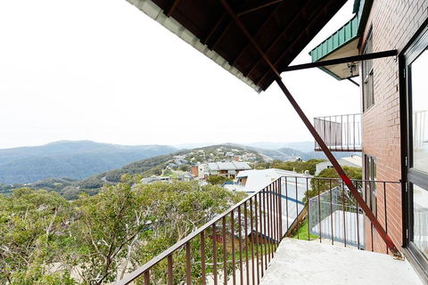 Beehive 14 - Accommodation Gold Coast 2