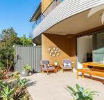 Boom 8 - Accommodation Gold Coast