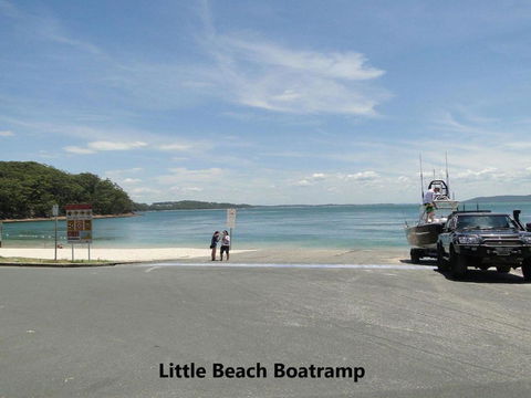 13 Parkview 11 13 Catalina Close Great Location Unit With A Locked Garage - Accommodation Gold Coast 1