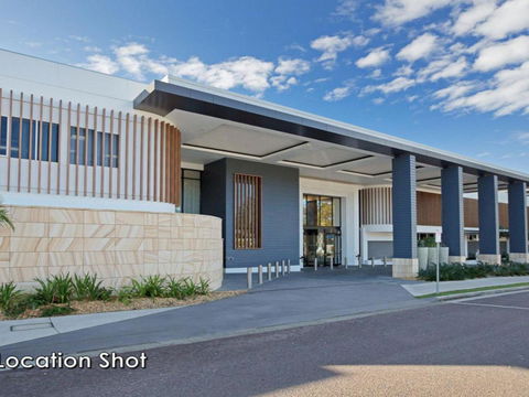 13 Parkview 11 13 Catalina Close Great Location Unit With A Locked Garage - Accommodation Gold Coast 5
