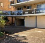 13 Parkview 11 13 Catalina Close great location unit with a locked garage - Accommodation Gold Coast