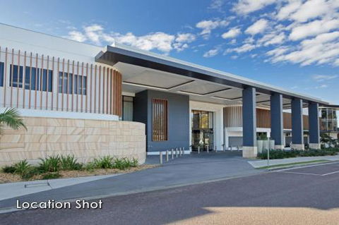 19 Bay Parklands 2 Gowrie Avenue Ground Floor Renovated Unit With Water Views & WIFI - Accommodation Gold Coast 6