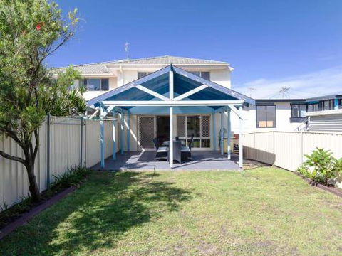 Walk On Birubi 1 / 40 Ocean Ave Pet Friendly WIFI Boat Parking & Water Views - Accommodation Gold Coast 4