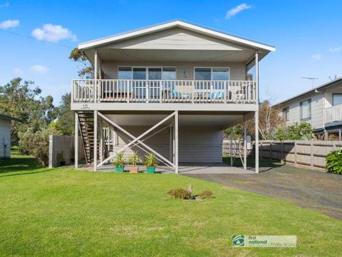13 Seacombe Grove Ventnor - 1 Gold Coast 3