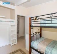 Batehaven Beach House - Gold Coast 4U