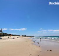 Saltwater Manor - Gold Coast 4U