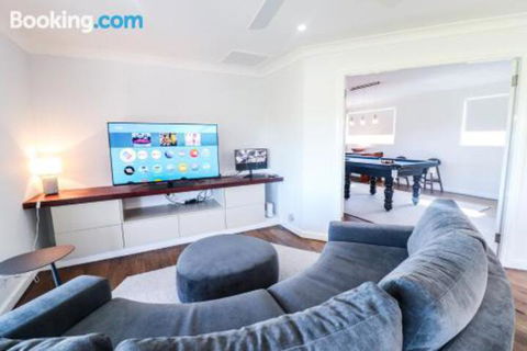 Saltwater Manor - Gold Coast 4U 4