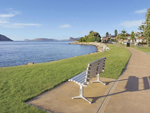 Hinterland Luxury 1 Bedroom Hinterland View Apt - Accommodation Gold Coast 2
