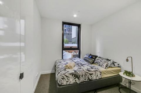 A Modern 2BR Apt 5 Min Walk To Melbourne Central - Accommodation Gold Coast 3