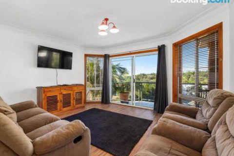 Surf Mist - Gold Coast 4U 3