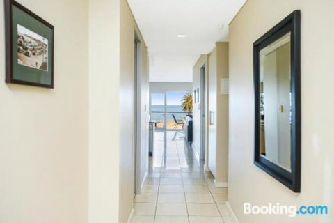 Bayline Beachfront Apartment No 4 - 1 Gold Coast 0