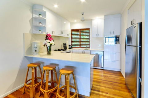 Heliconia 1 Hamilton Island 3 Bedroom Ocean View Spacious Holiday Accommodation - Accommodation Gold Coast 3