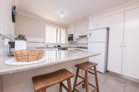 Wonderful Windred Modern Comfy Quiet - Gold Coast 4U 6