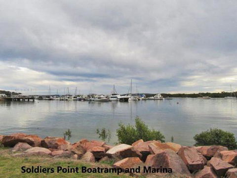 3 Pelican Sands 83 Soldiers Point Rd Stunning Waterfront Unit With Magical Water Views & Air Conditioning - Accommodation Gold Coast 6