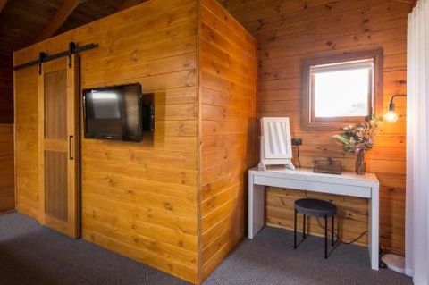 Coleys Beach House Yallingup - Gold Coast 4U 4