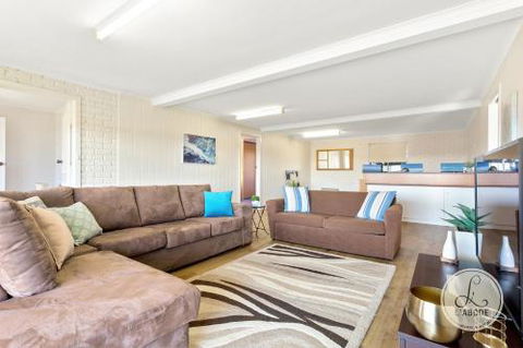 TASSIE SEASIDE SERENITY LAbode Accommodation - Accommodation Gold Coast 2