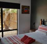 Red Ochre  Large 1BR with Private Courtyard - Gold Coast 4U