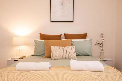 Lords Cottage Charming CBD Home Pet Friendly - Gold Coast 4U 3