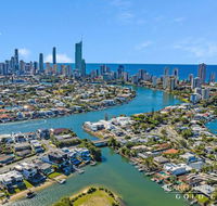 The Savoy Beach House - Gold Coast 4U