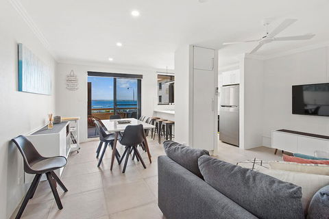 Bay Village Unit 11 / 47 Shoal Bay Road - Accommodation Gold Coast 5