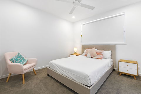 GC Private Homes - Waterfront Villas - Accommodation Gold Coast 4