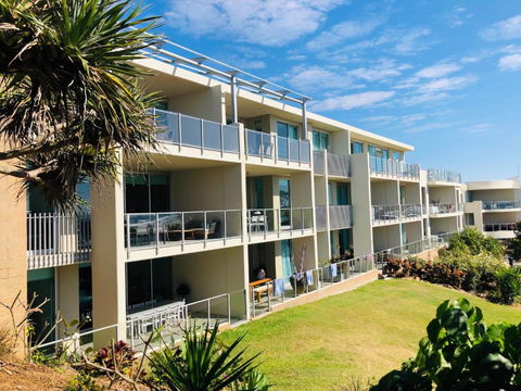 Absolute Beachfront Cabarita Beach Ocean Views 3 Bed Apartment - Accommodation Gold Coast 4