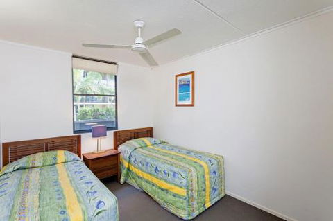 Baden 74 Rainbow Shores Top Floor Air Conditioned Unit Walk To Beach - 1 Gold Coast 2
