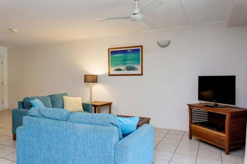 Baden 74 Rainbow Shores Top Floor Air Conditioned Unit Walk To Beach - 1 Gold Coast 6