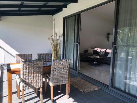 Baden 86 Rainbow Shores Walk To Beach Top Floor Air Conditioned Unit - Accommodation Gold Coast 4