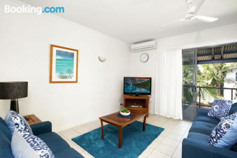 Baden 51 Rainbow Shores Air Conditioned Walk To Beach Swimming Pools - Accommodation Gold Coast 0
